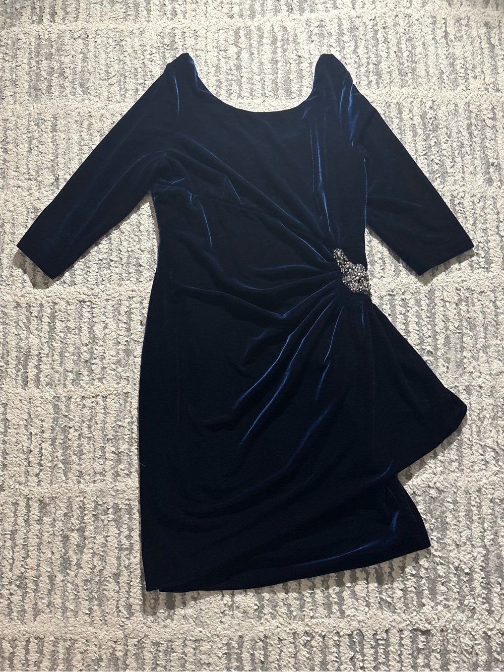 Alex evening blue velvet jewel wrap style dress size 16 - Picture 3 of 6